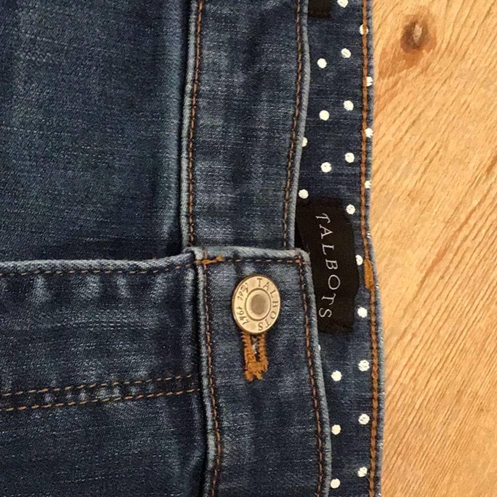 Talbots pedal pusher jean